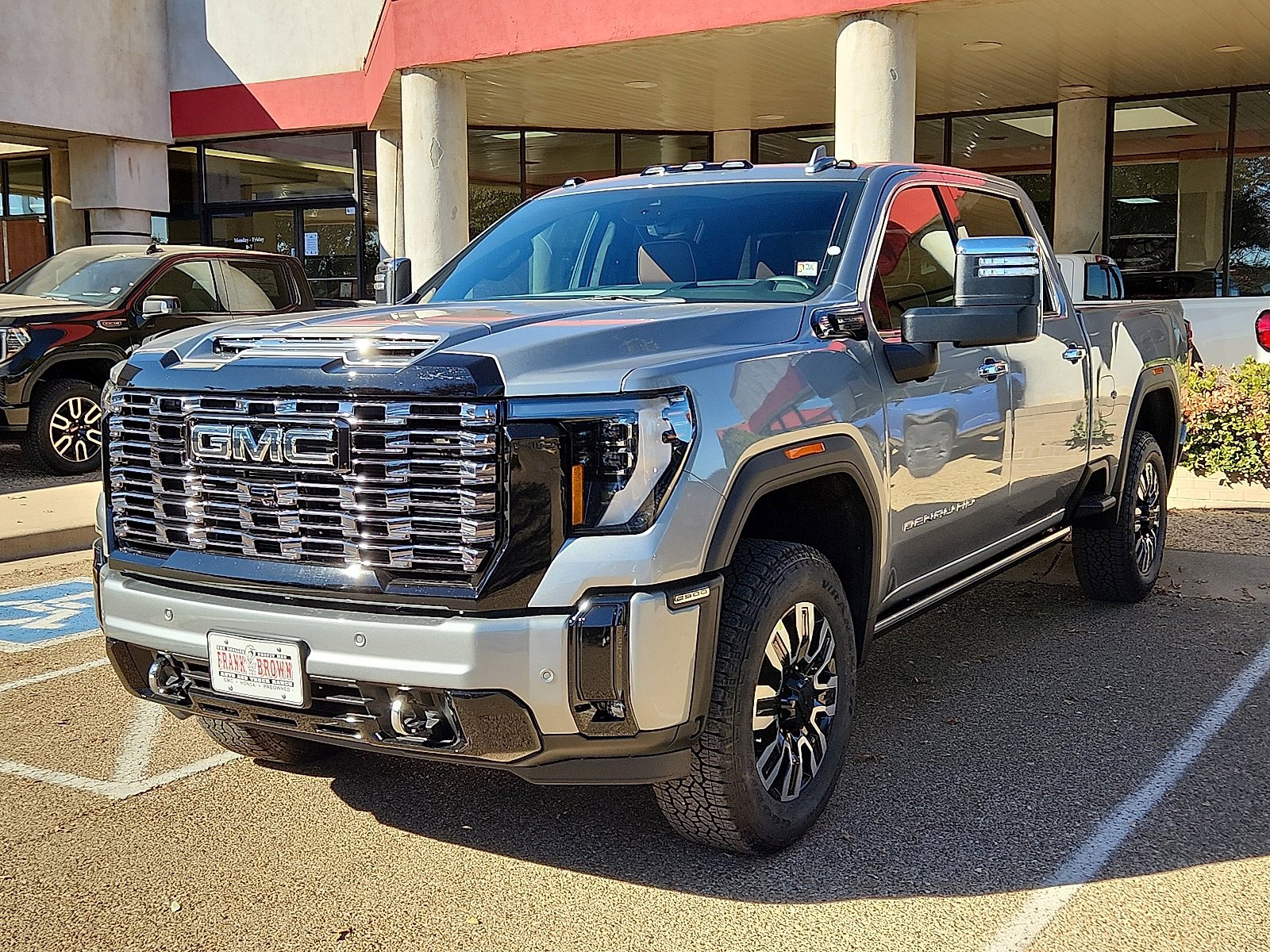 2026 GMC Sierra 2500HD Denali Ultimate's photo