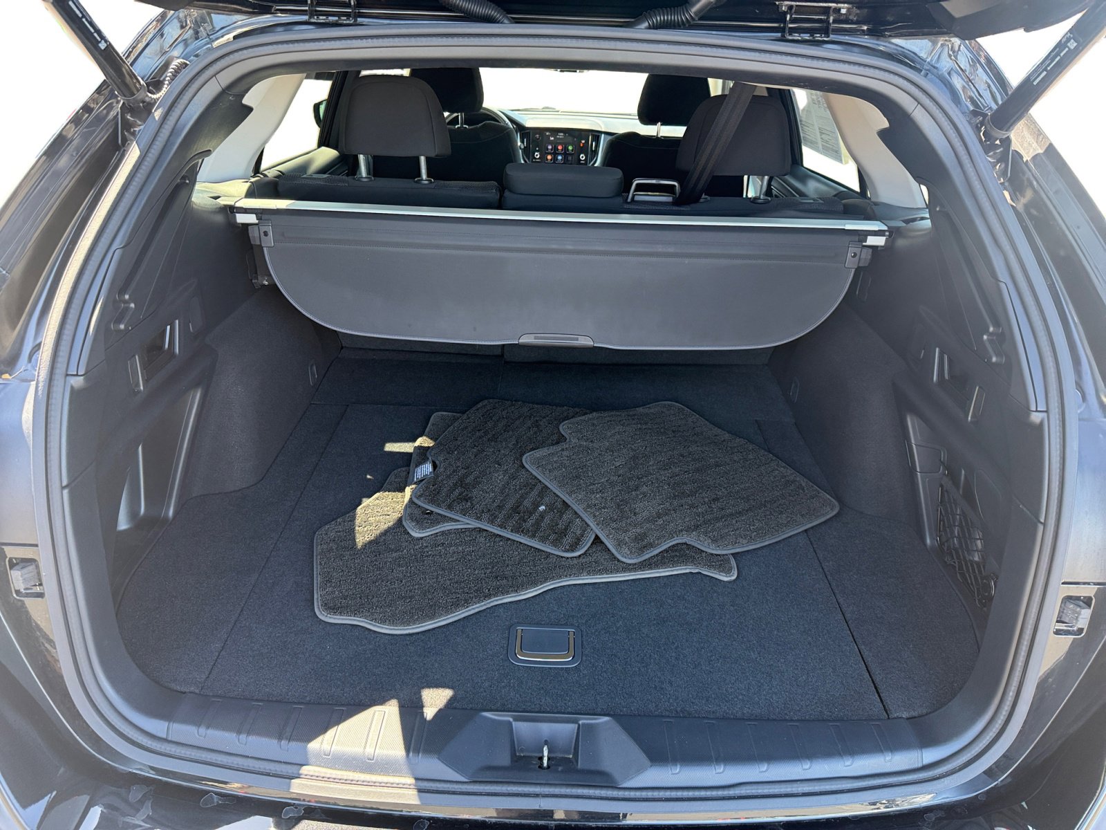 2020 Subaru Outback Premium photo 16