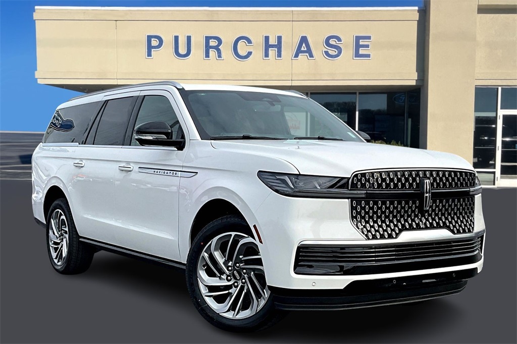 2026 Lincoln Navigator Reserve's photo