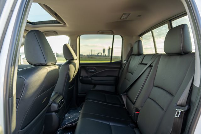 2025 Honda Ridgeline RTL photo 14