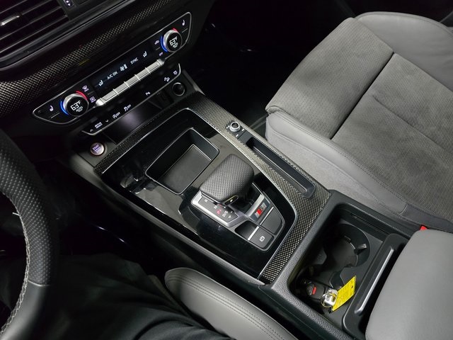 2022 Audi SQ5 Premium Plus photo 29