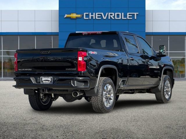 2026 Chevrolet Silverado 2500HD Custom photo 4
