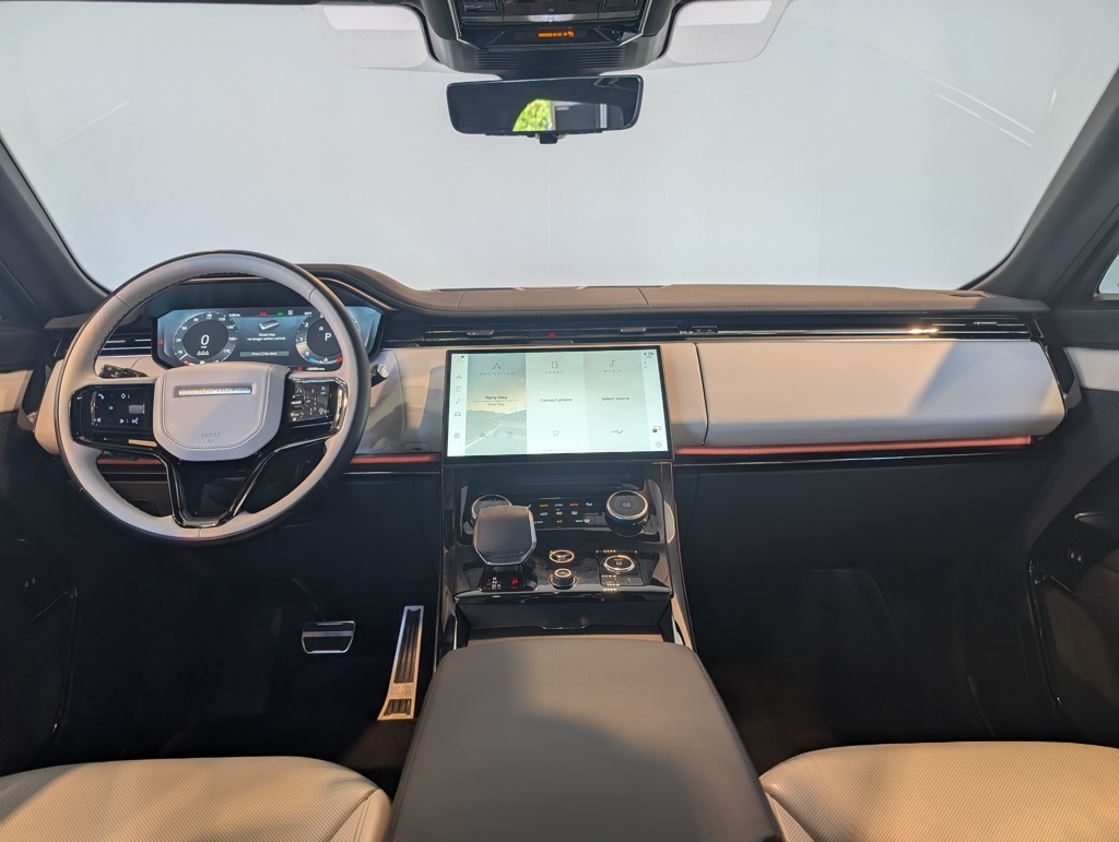 2023 Land Rover Range Rover Sport SE photo 12