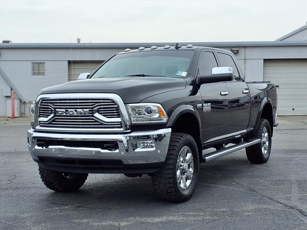 Used 2018 RAM Ram 2500 Pickup Laramie with VIN 3C6UR5FJ6JG427904 for sale in Kansas City
