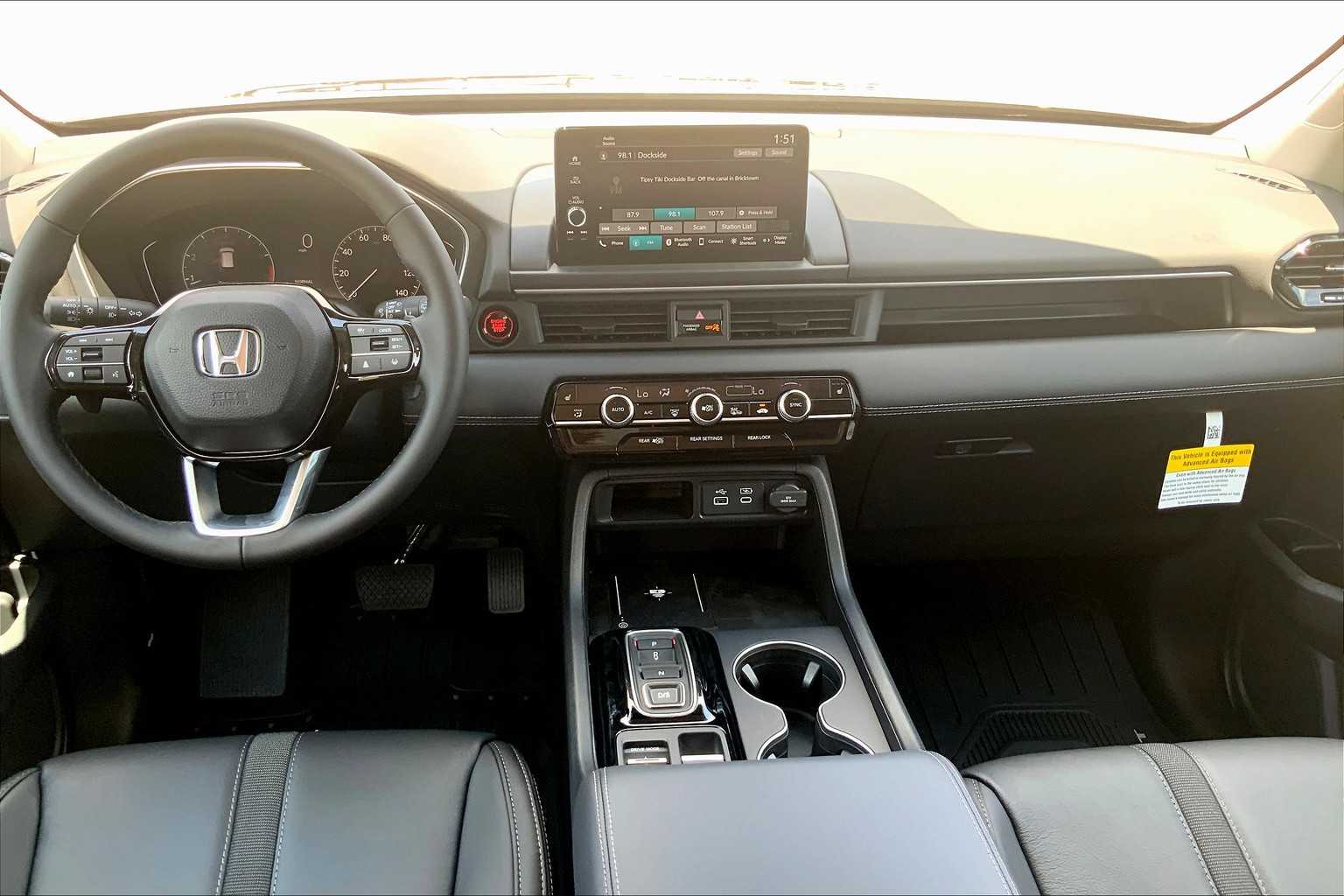 2025 Honda Pilot EX-L photo 5