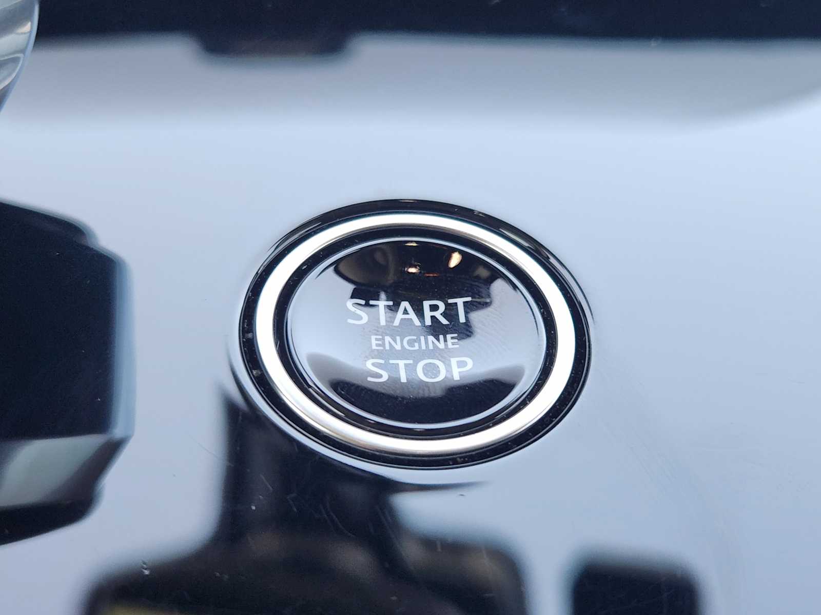 2024 Land Rover Range Rover Sport SE photo 17