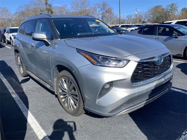 2020 Toyota Highlander Platinum's photo