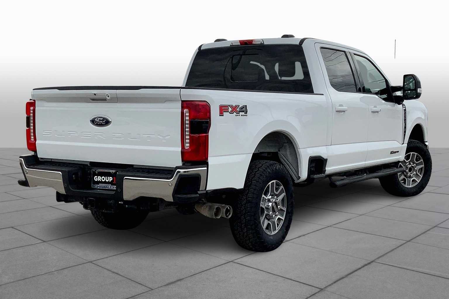 2024 Ford F-250 Lariat photo 11