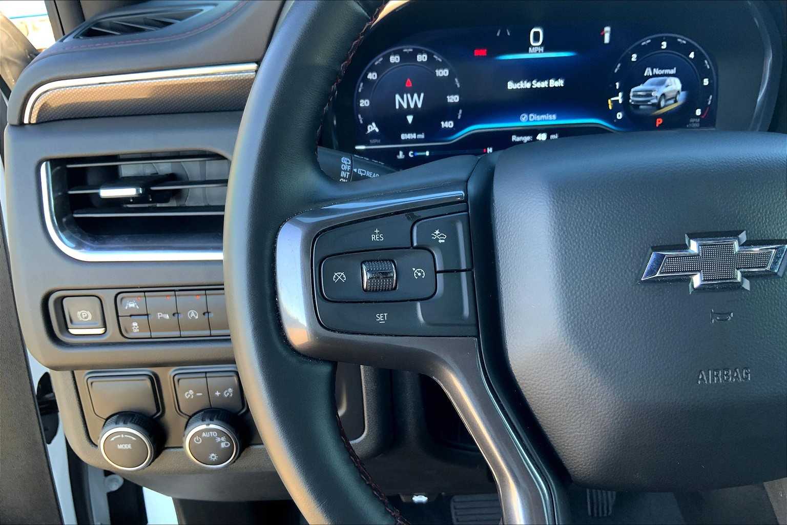2024 Chevrolet Suburban RST photo 20
