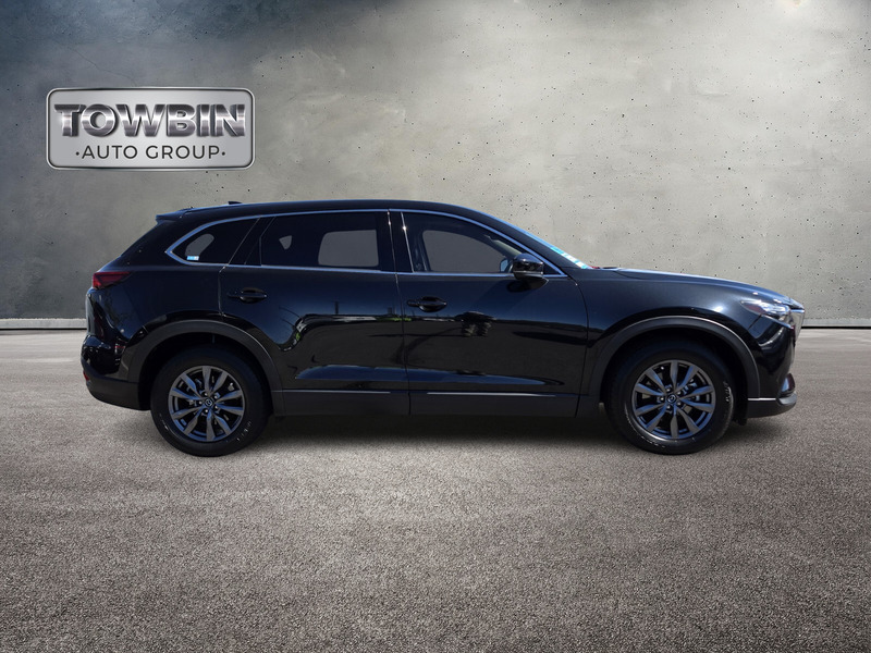 2022 Mazda CX-9 Touring photo 3