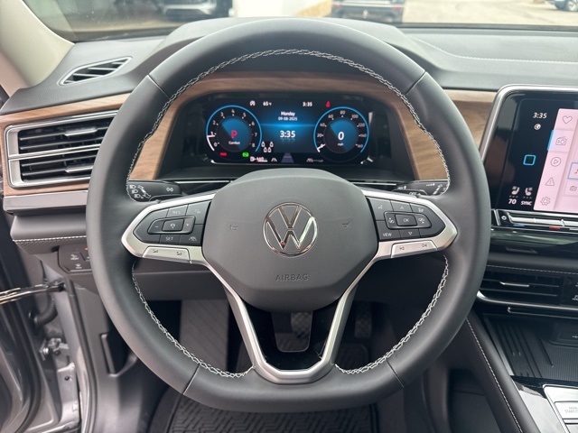 2026 Volkswagen Atlas SE Technology photo 28