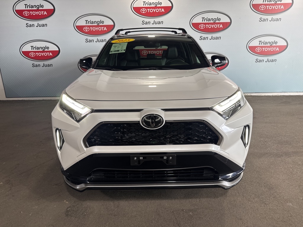 2025 Toyota RAV4 Hybrid XSE photo 2