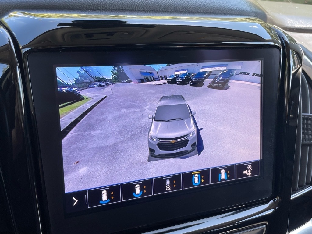 2021 Chevrolet Traverse Premier photo 5