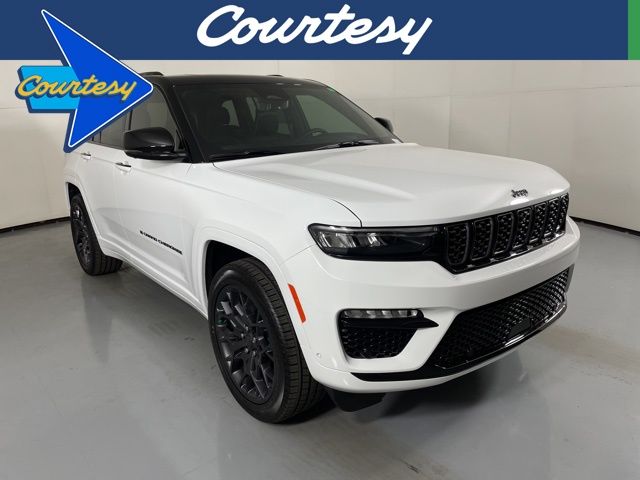 2025 Jeep Grand Cherokee Summit's photo