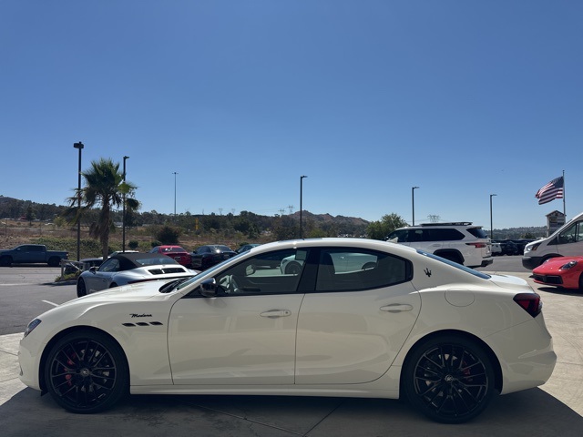 2024 Maserati Ghibli Modena photo 4