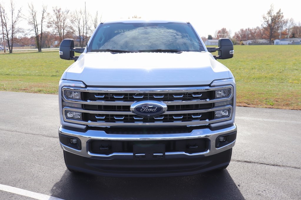 2026 Ford F-350 XLT photo 2