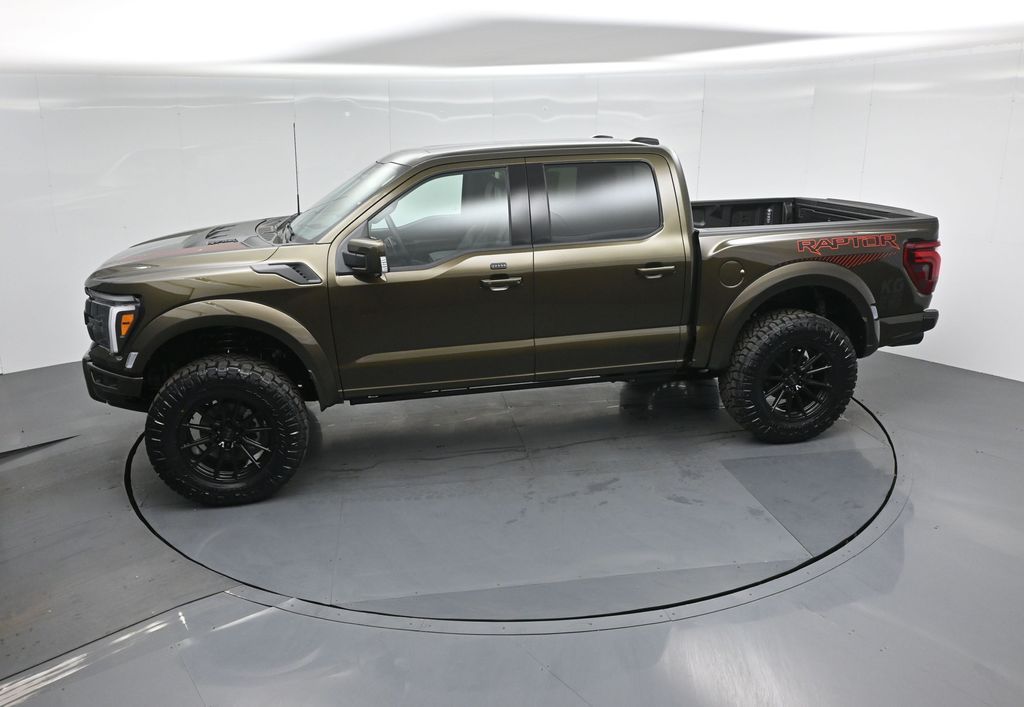 2025 Ford F-150 Raptor photo 40