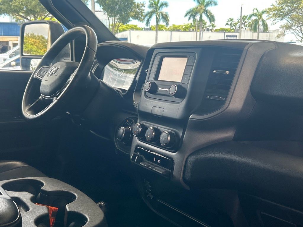 2024 Ram 2500 Tradesman photo 23