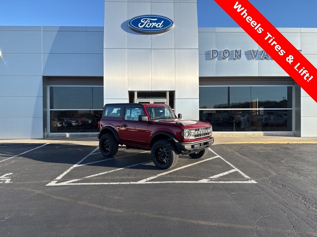 2025 Ford Bronco 2-Door Base's photo