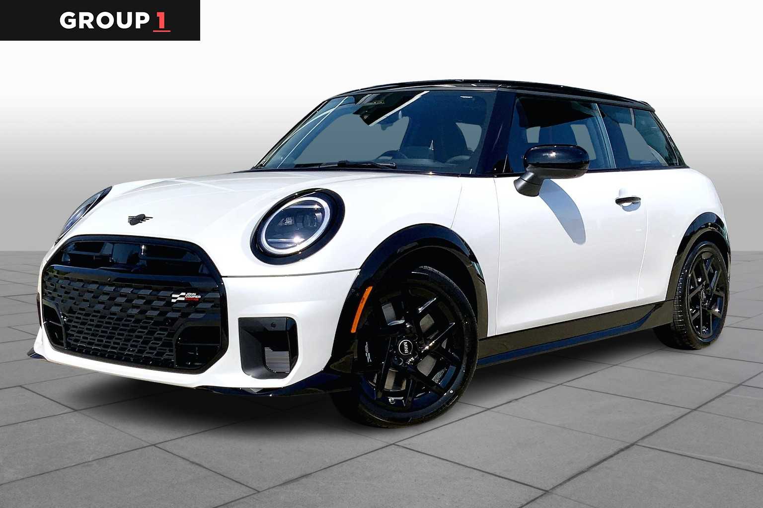 2026 MINI Hardtop 2 Door S's photo