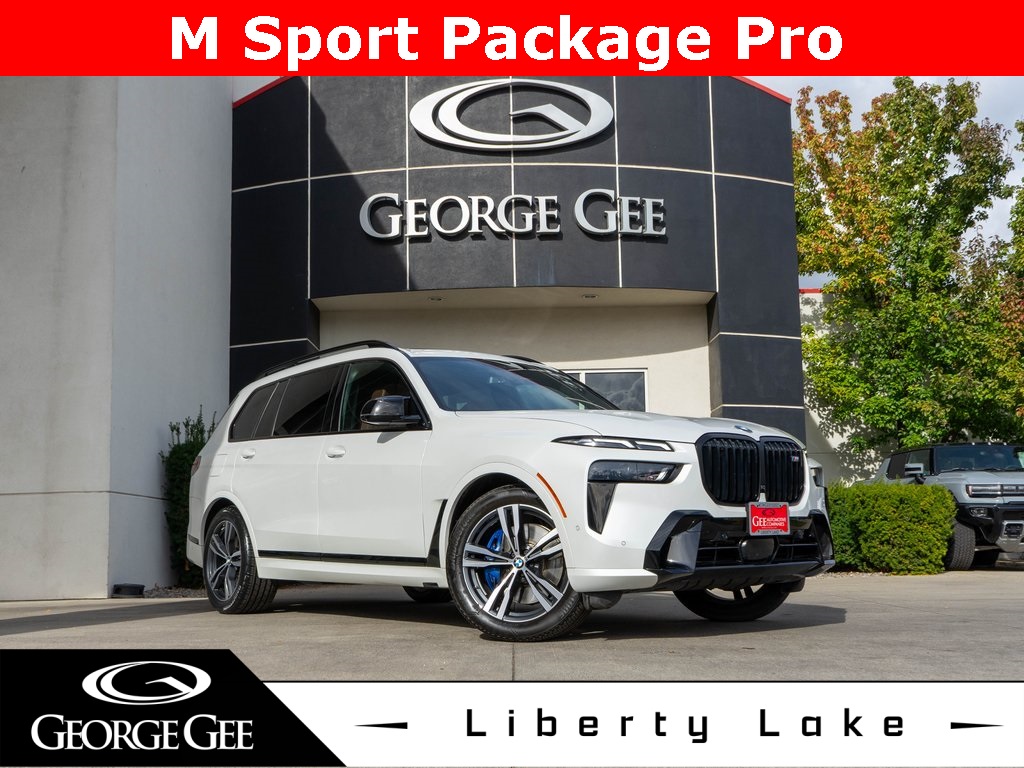 2024 BMW X7 M60i's photo