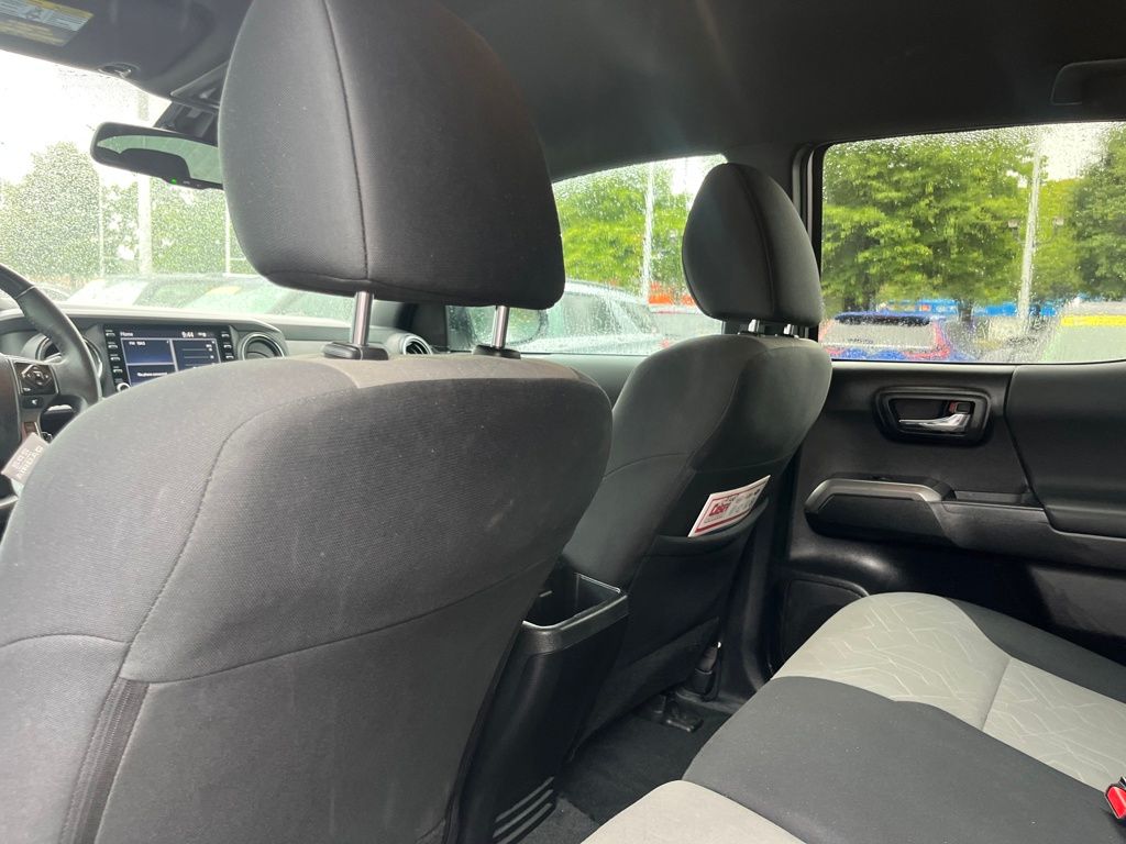 2023 Toyota Tacoma SR5 photo 22