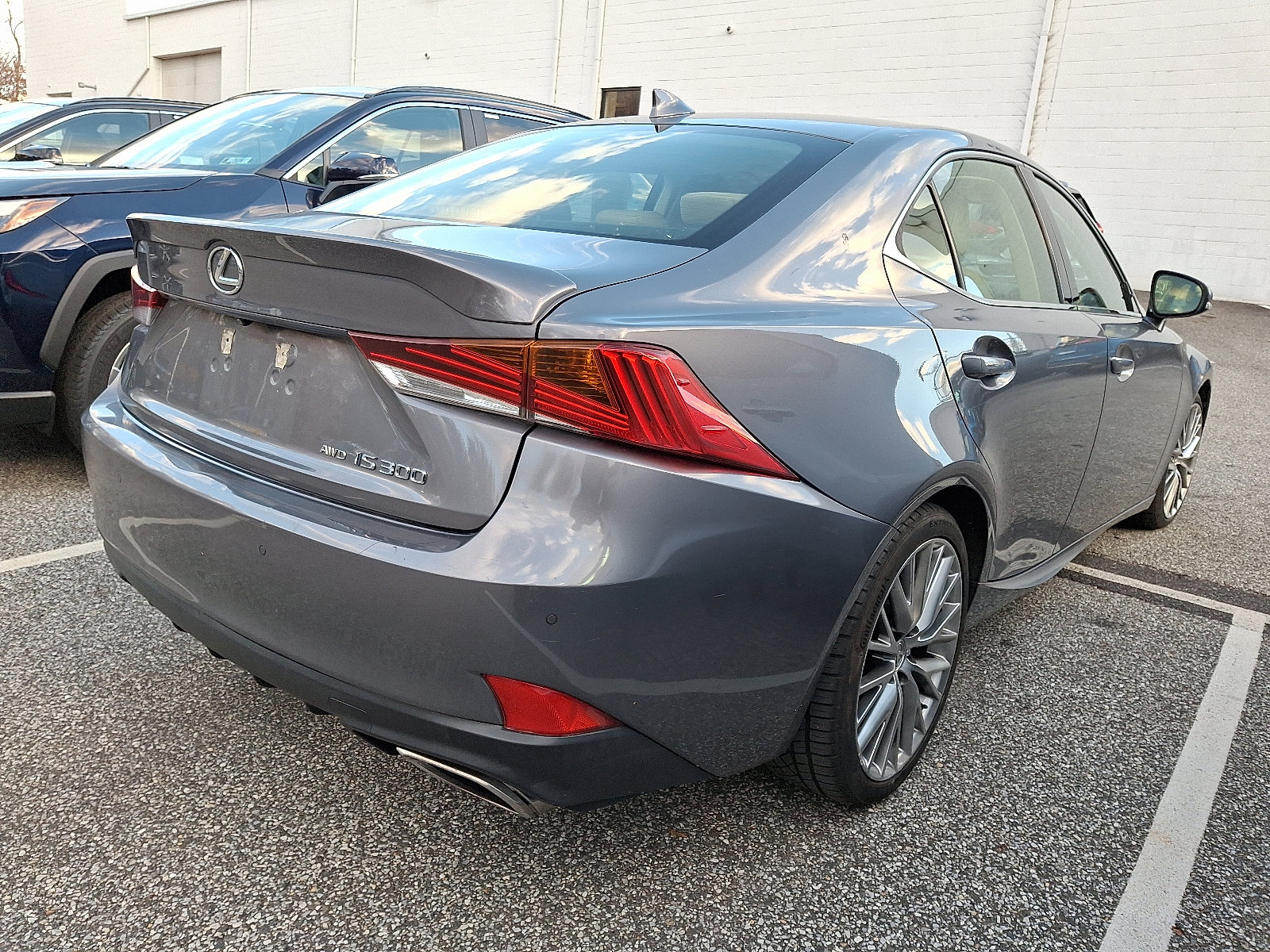 2017 Lexus IS 300 AWD photo 3