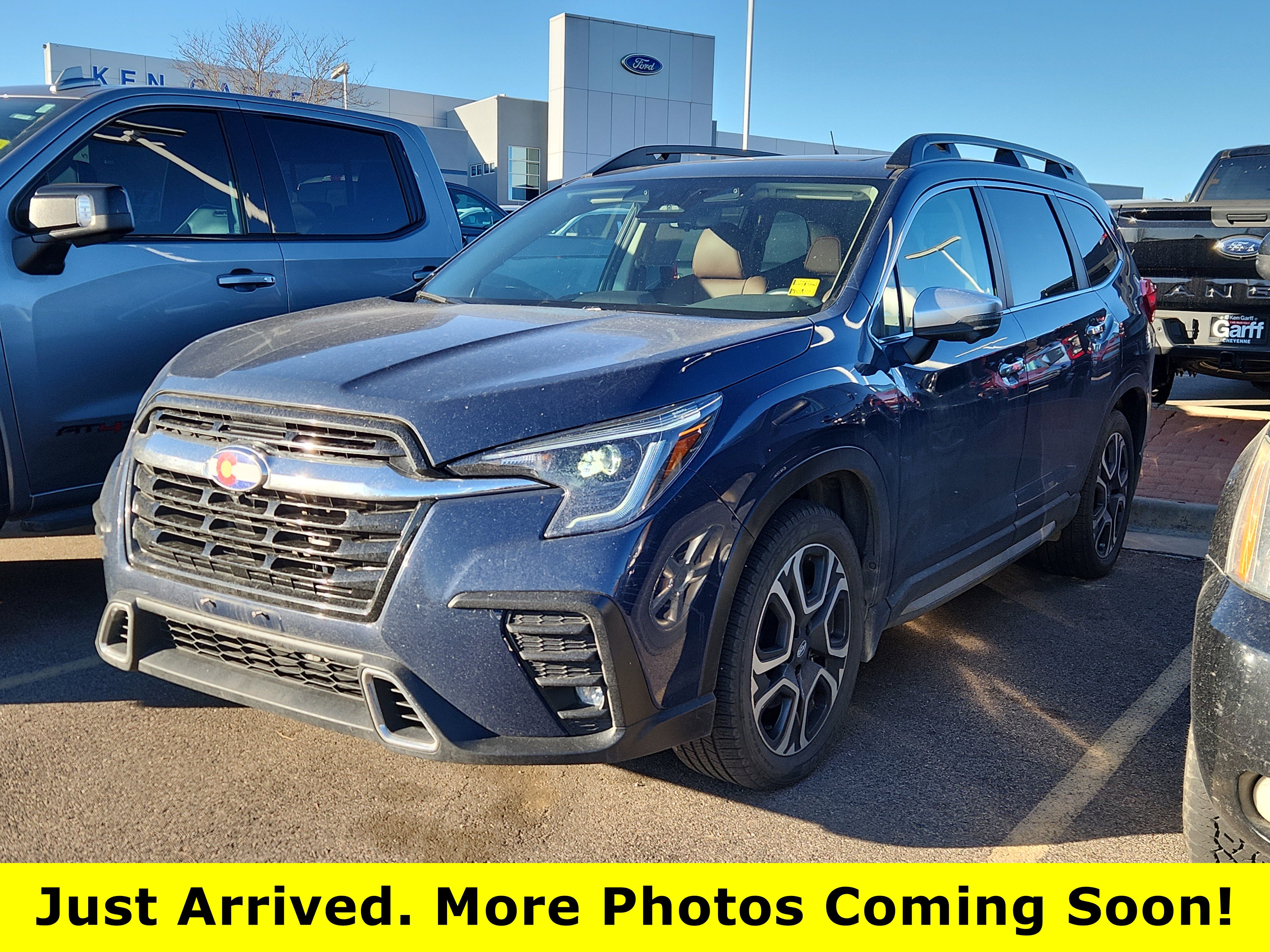 2023 Subaru Ascent Touring's photo