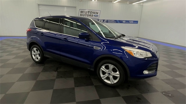 Used 2016 Ford Escape SE with VIN 1FMCU9G9XGUA43561 for sale in Warren, PA