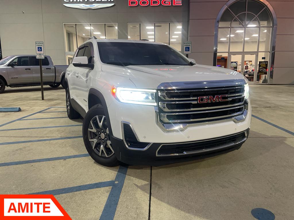 2022 GMC Acadia SLE's photo