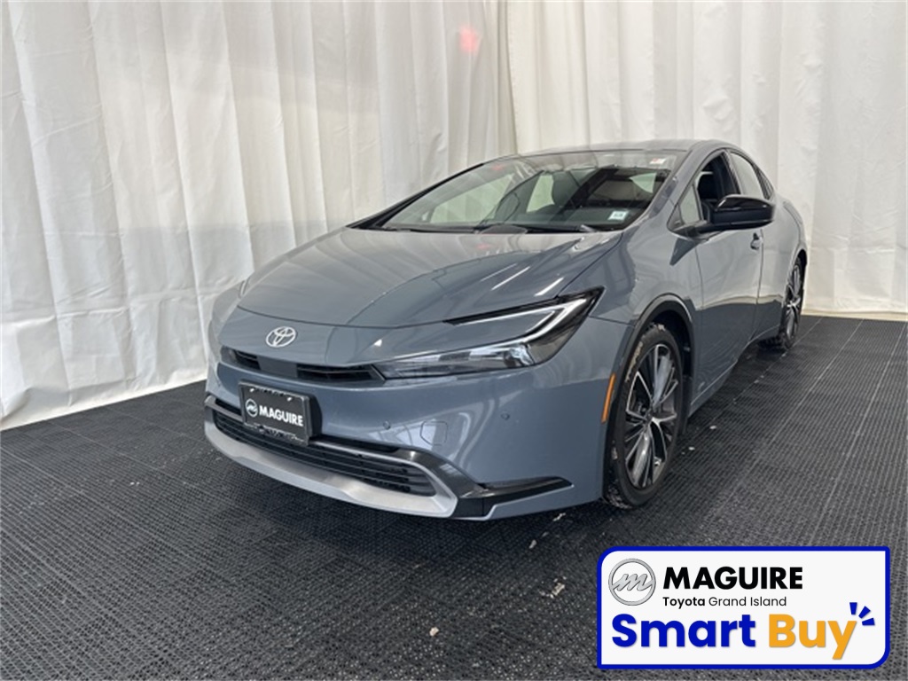 2023 Toyota Prius XLE's photo
