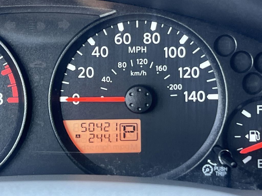 2021 Nissan Frontier SV photo 6