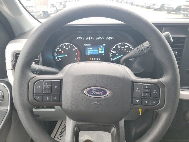 2026 Ford F-250 photo 11