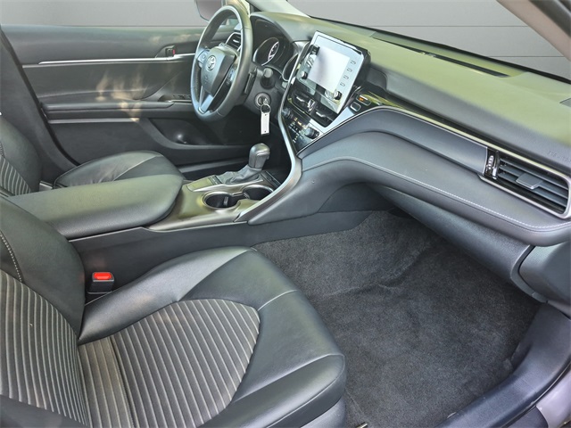 2024 Toyota Camry SE photo 22