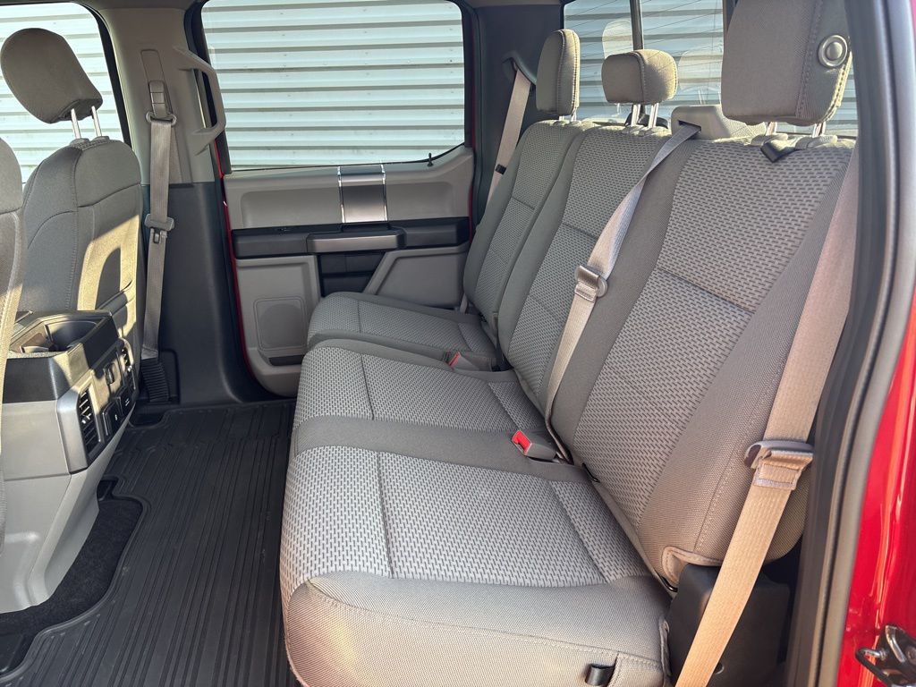 2019 Ford F-150 XLT photo 28
