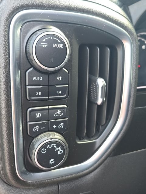 2021 Chevrolet Silverado 1500 RST photo 21