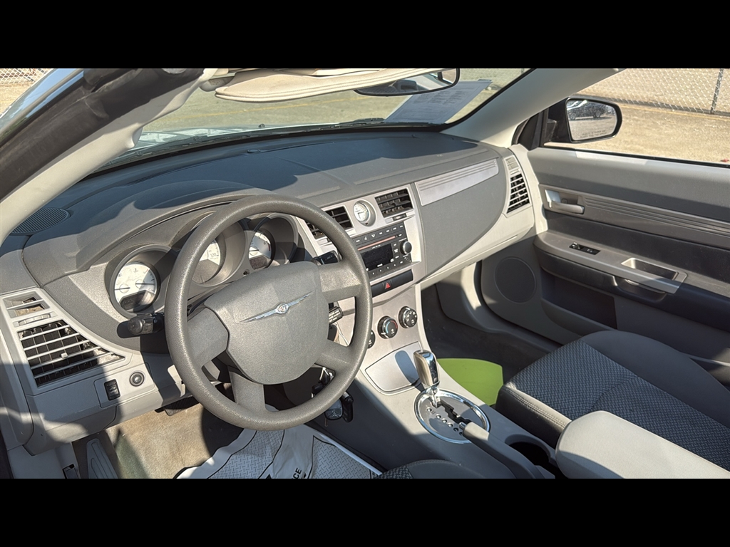2008 Chrysler Sebring LX photo 9