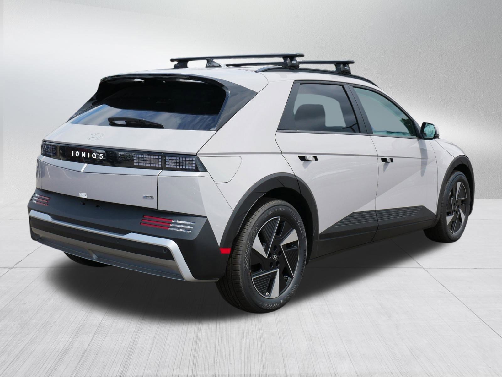 2025 Hyundai Ioniq 5 SEL photo 4