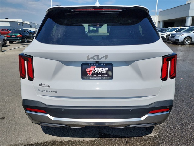 2026 Kia Sorento SX photo 2