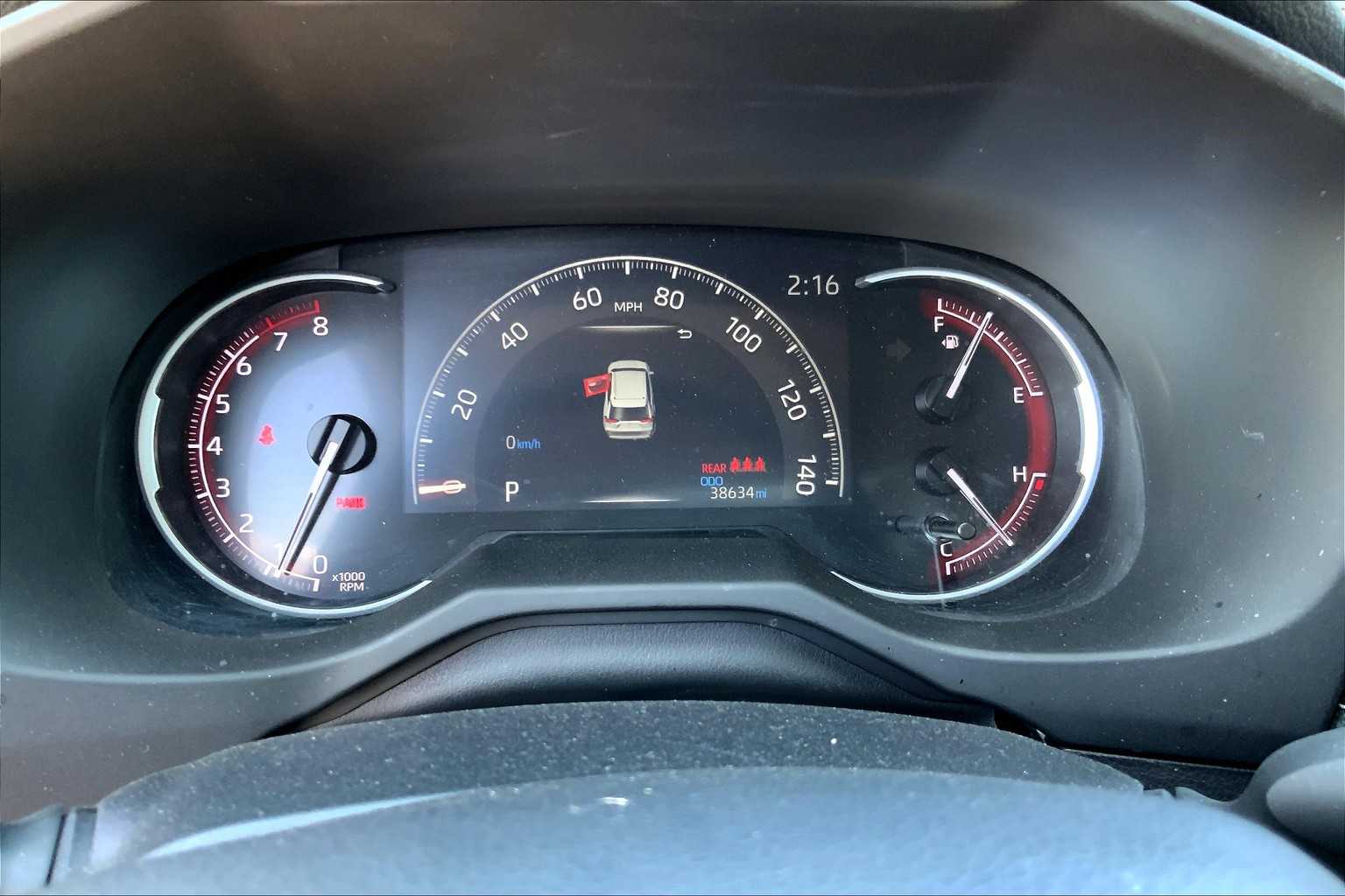 2024 Toyota RAV4 LE photo 22