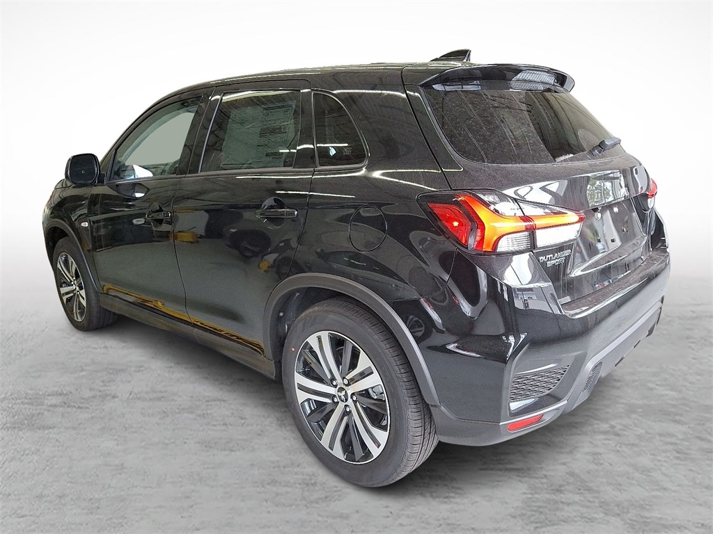 2025 Mitsubishi Outlander Sport ES photo 3