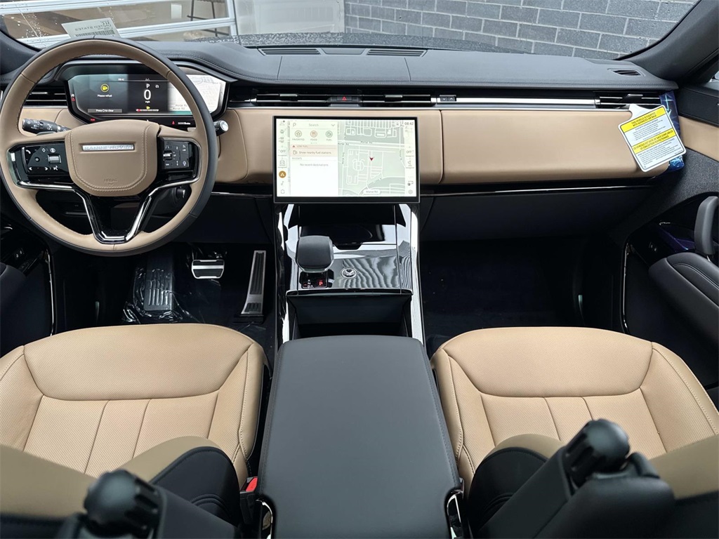 2025 Land Rover Range Rover Sport SE photo 17