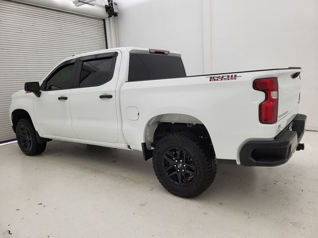 2025 Chevrolet Silverado 1500 Custom Trail Boss photo 15