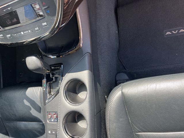 2013 Toyota Avalon Hybrid photo 22