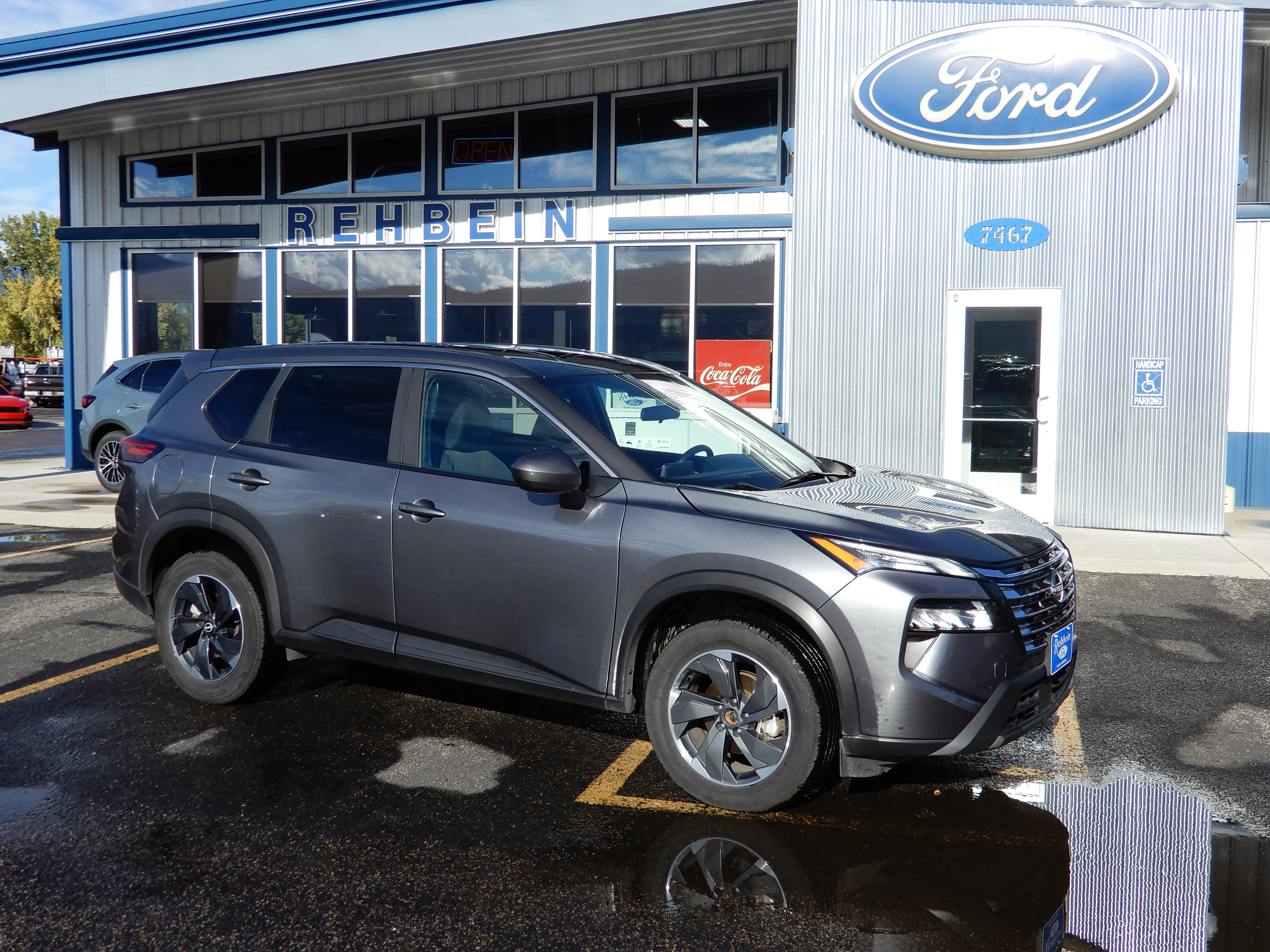 2024 Nissan Rogue SV