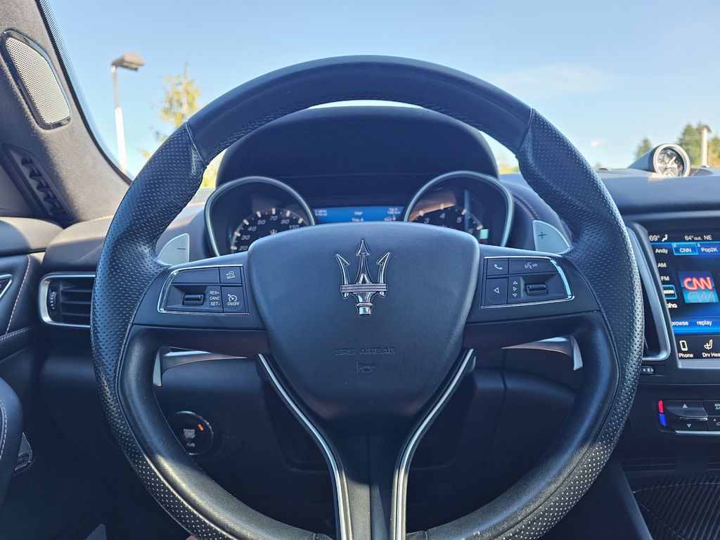 2019 Maserati Levante GranSport photo 26
