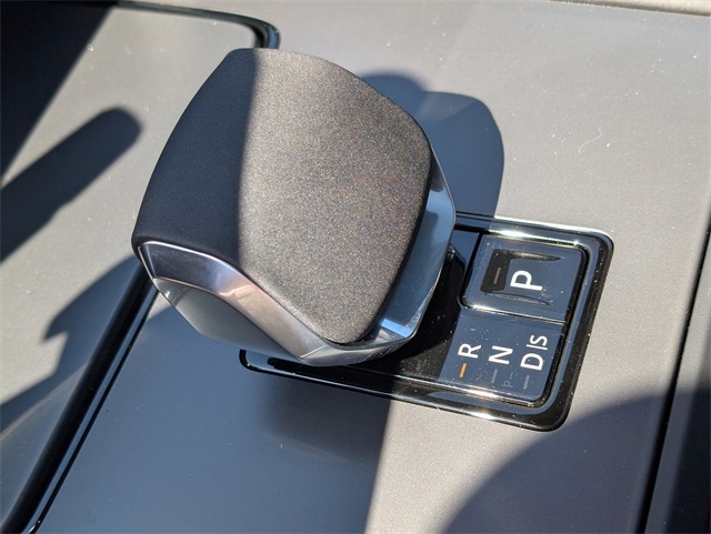 2025 Land Rover Discovery Sport SE photo 12