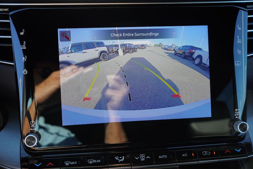 2025 Jeep Wagoneer Base photo 38