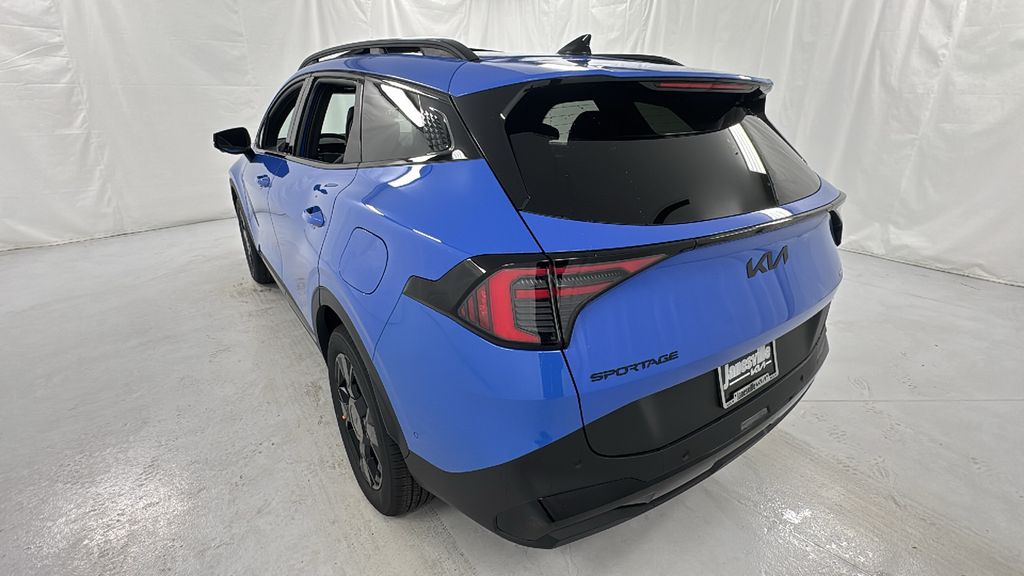2026 Kia Sportage X-Line photo 5