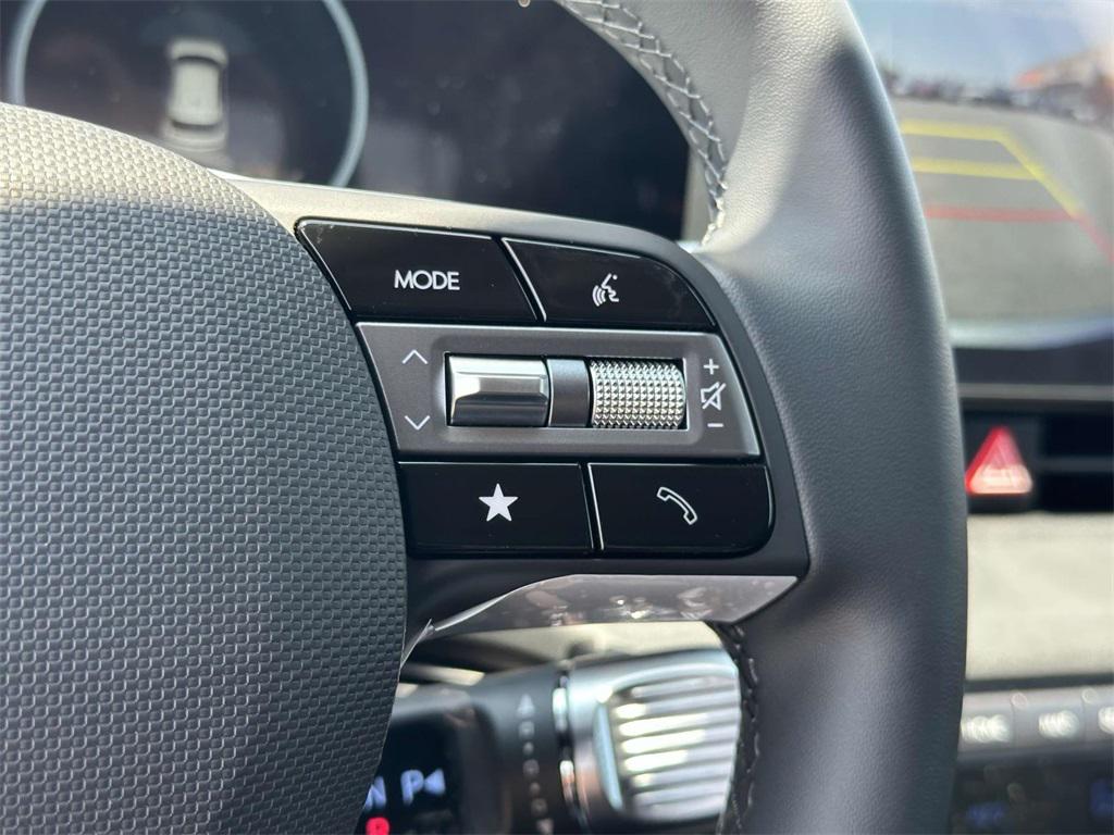 2025 Hyundai Ioniq 5 SEL photo 20